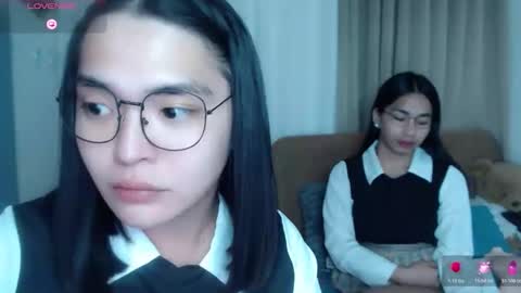 im your lovely zhaviabigcock here online show from April 10, 4:18 am