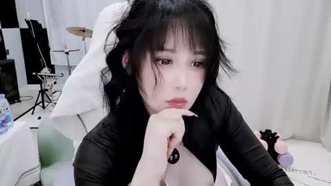 zhen online show from June 19, 6:58 pm
