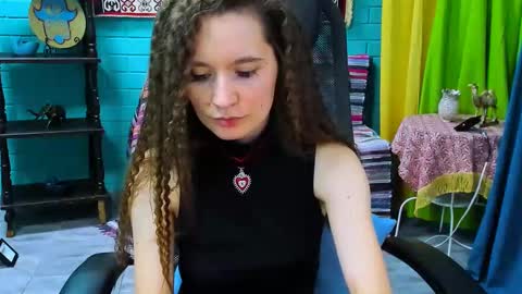 zianichols online show from March 10, 4:03 pm