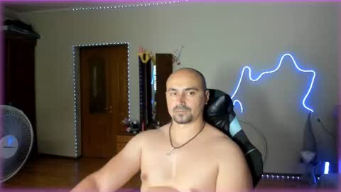 Ziesh online show from June 12, 3:22 pm