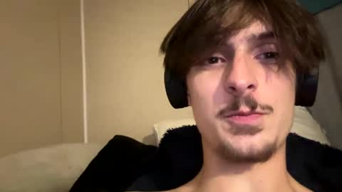 ziggy758084 online show from September 24, 3:35 am