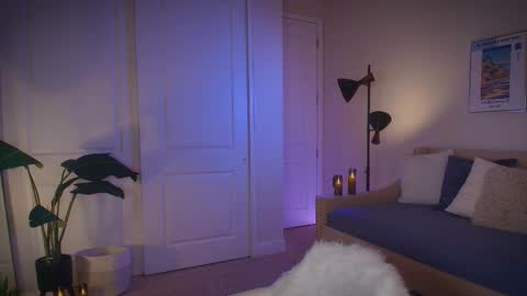 Zara  Join next live  at 5PM EST  online show from September 24, 11:33 pm