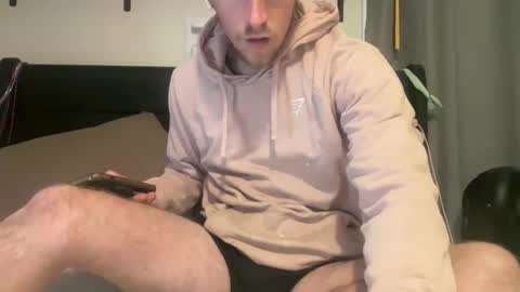 Gregm0419 online show from November 11, 6:32 pm