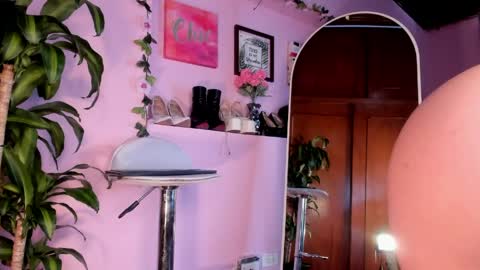 Zoe Baker online show from April 14, 3:26 pm