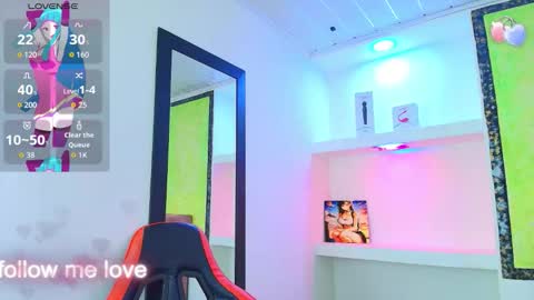 Z O E online show from September 12, 11:18 pm