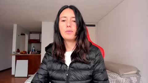 ZOE online show from January 6, 8:24 pm