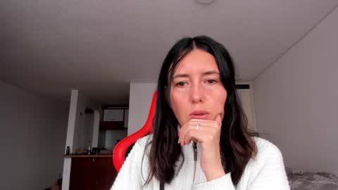 ZOE online show from November 19, 9:13 pm