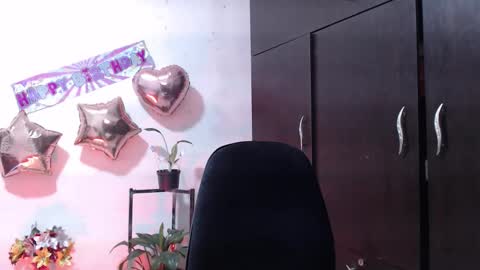 ZOE online show from December 21, 3:57 am