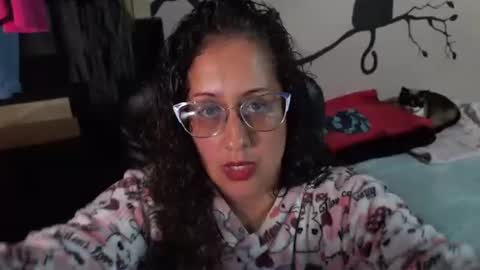 Zoe Koller online show from July 7, 1:18 am