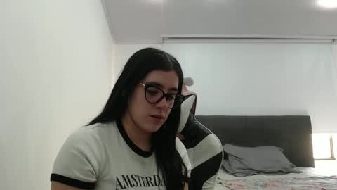 Zoe online show from November 11, 8:11 pm