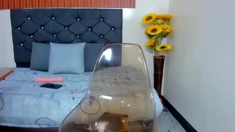 Zoe online show from September 30, 9:58 pm