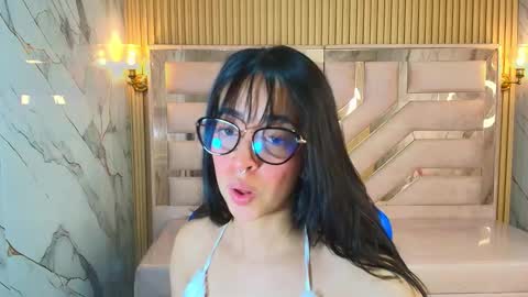 Zoe  online show from October 10, 3:56 am