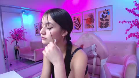Zoe online show from May 19, 11:39 am