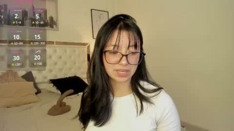 Zoe online show from June 13, 9:03 pm