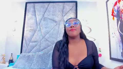Zoe online show from June 12, 12:04 pm