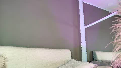 ZOE online show from June 13, 12:21 am