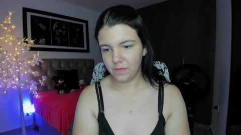 zoee_johnson online show from February 26, 3:57 am