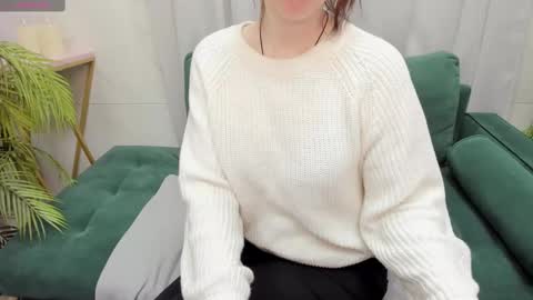 Zoe online show from February 19, 1:28 pm