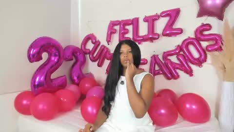 zoegarner10 online show from December 21, 7:42 pm