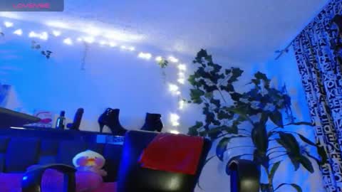 zoemi online show from January 25, 9:47 am