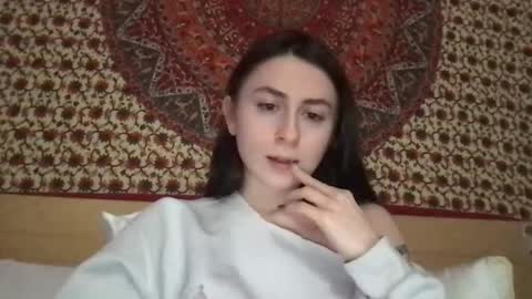 zoepleasing online show from February 27, 8:35 am