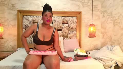 zoley  online show from January 10, 3:23 am