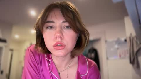 Melani online show from March 25, 10:38 pm