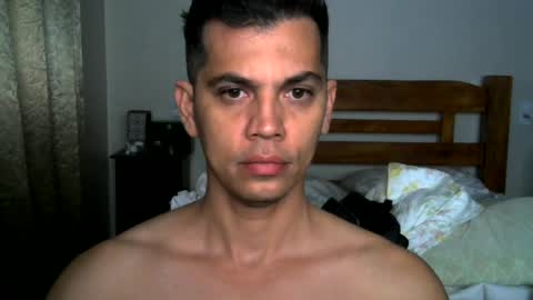zoro_00 online show from July 17, 11:45 am