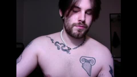 zorvello_83 online show from June 16, 7:51 pm