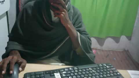 zoyakhan803 online show from February 13, 2:56 am