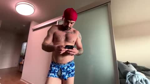 Zuko online show from November 15, 7:37 pm