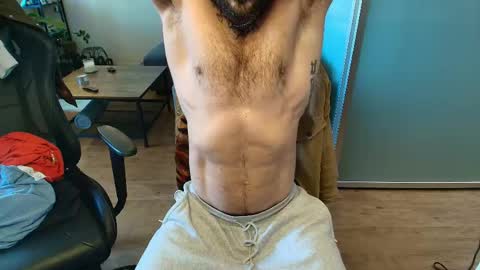 Zuko online show from April 3, 1:45 am