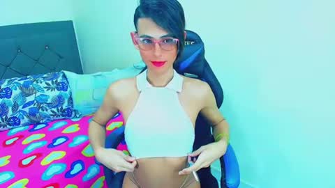 zulramth online show from July 5, 11:01 pm
