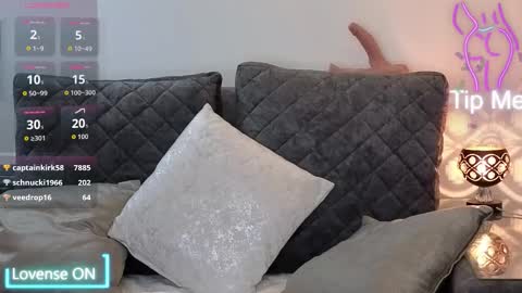 zuly goode online show from December 16, 12:07 am