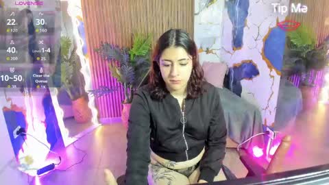 zyra_tay online show from June 9, 11:43 am