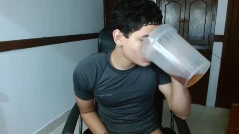 antonio felipe online show from October 6, 7:48 am