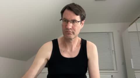 zzz123_cam online show from April 17, 3:25 pm